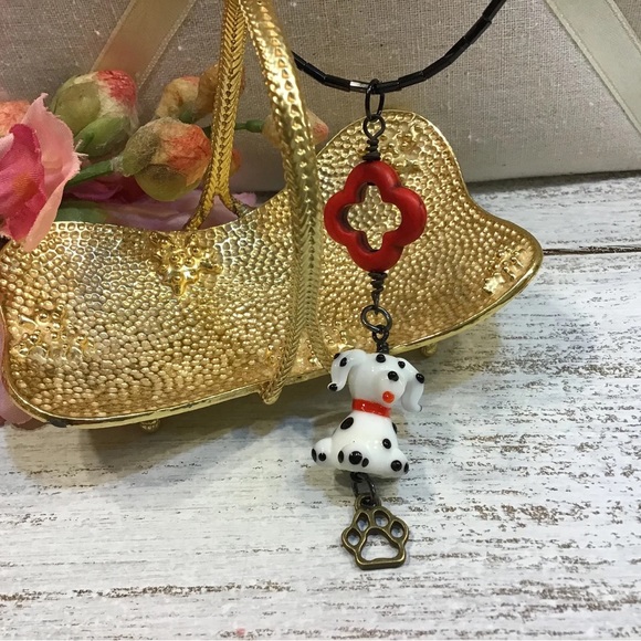 🌺[2/$40.00]🌺 Glass-Blown Dalmatian Dog Women’s Necklace - Picture 1 of 3